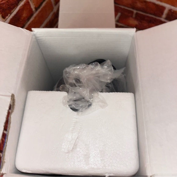 Logitech Creators Blue Yeti USB Microphone In Box Used 1X Silver, Podcast, Games - Picture 7 of 10